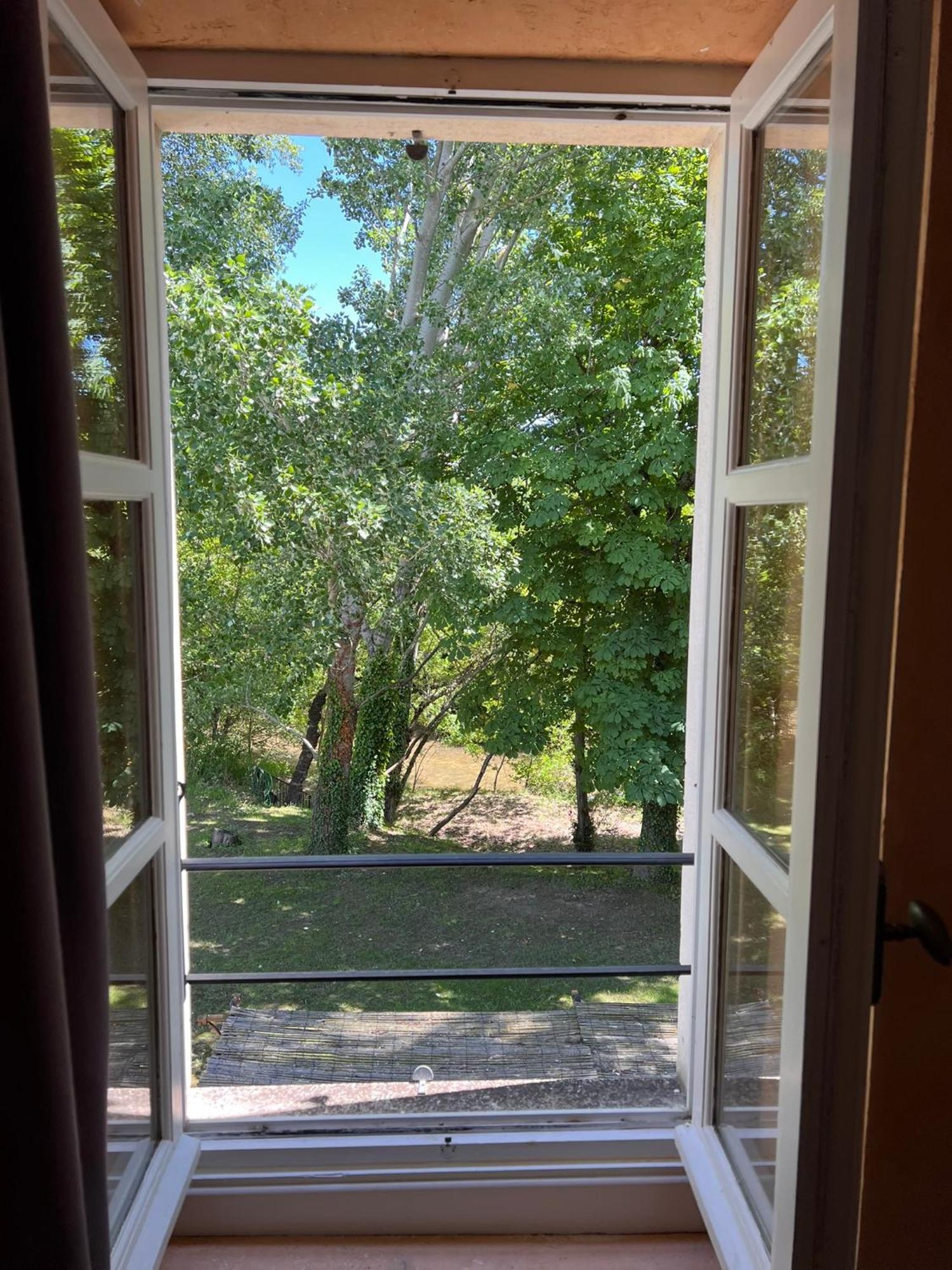 Le Moulin De Montsegur Bed & Breakfast Room photo